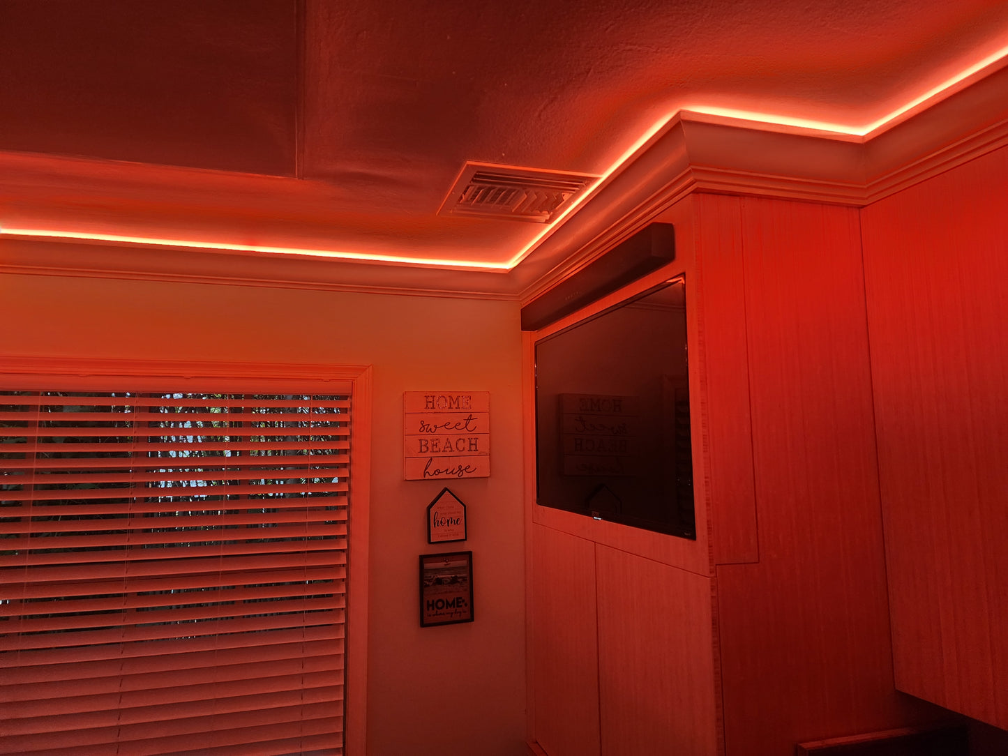 6 1/4" Twin Cove Crown Molding with White and Color Changing Lights